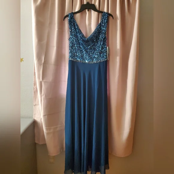 J Kara | Dresses | J Kara Blue Evening Dress Size | Poshmark